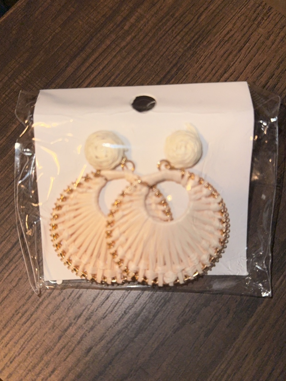 NWT beachy earrings lot